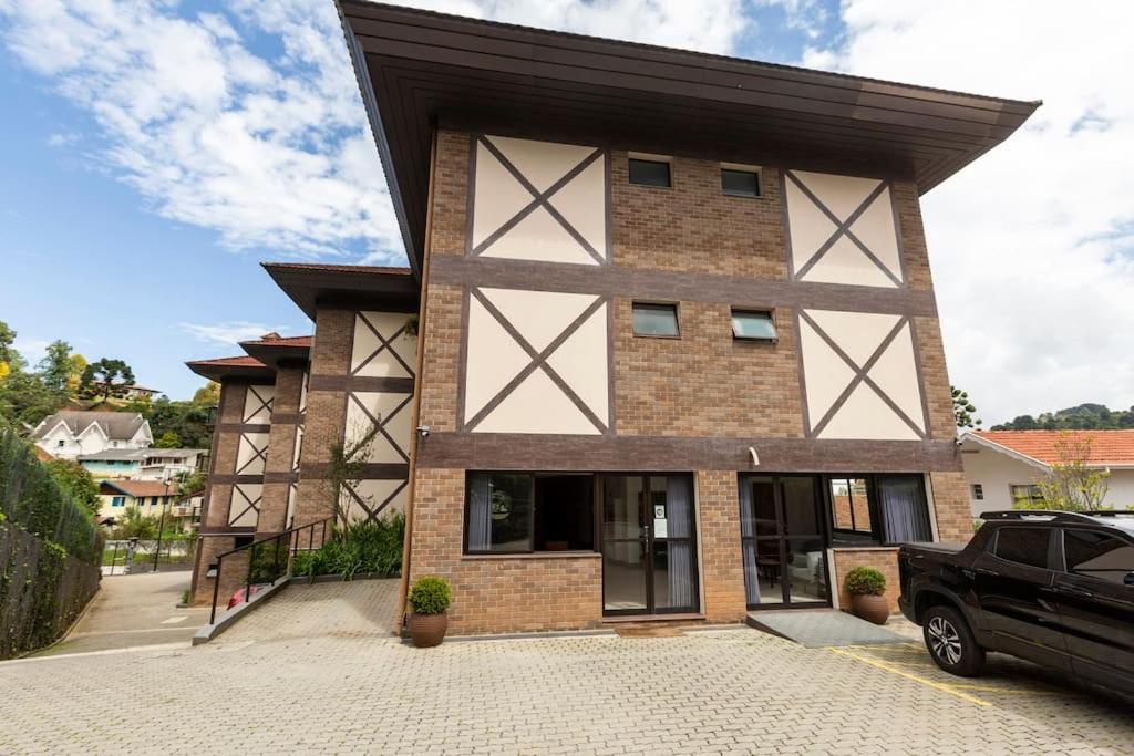 NOSSO LOFT ENCANTADOR em Campos do Jordão Exterior foto